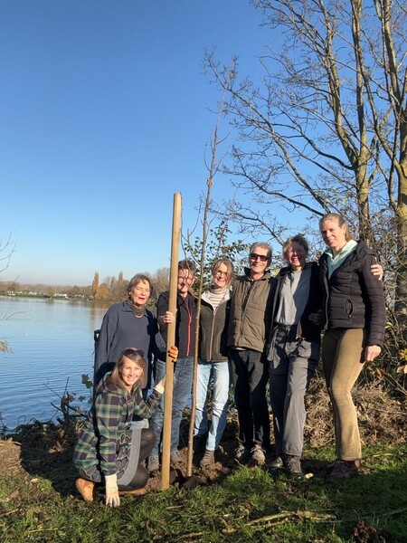 2025-11-08-aanplant-winterlinde-groepsfoto 2025-11-08-aanplant-winterlinde-groepsfoto