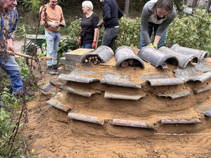 aanleg-bijenburcht-jpeg aanleg-bijenburcht-jpeg